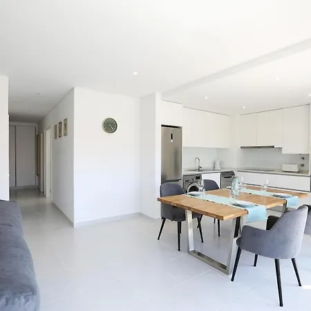 Апартаменты T2- Sitio Do Chris *